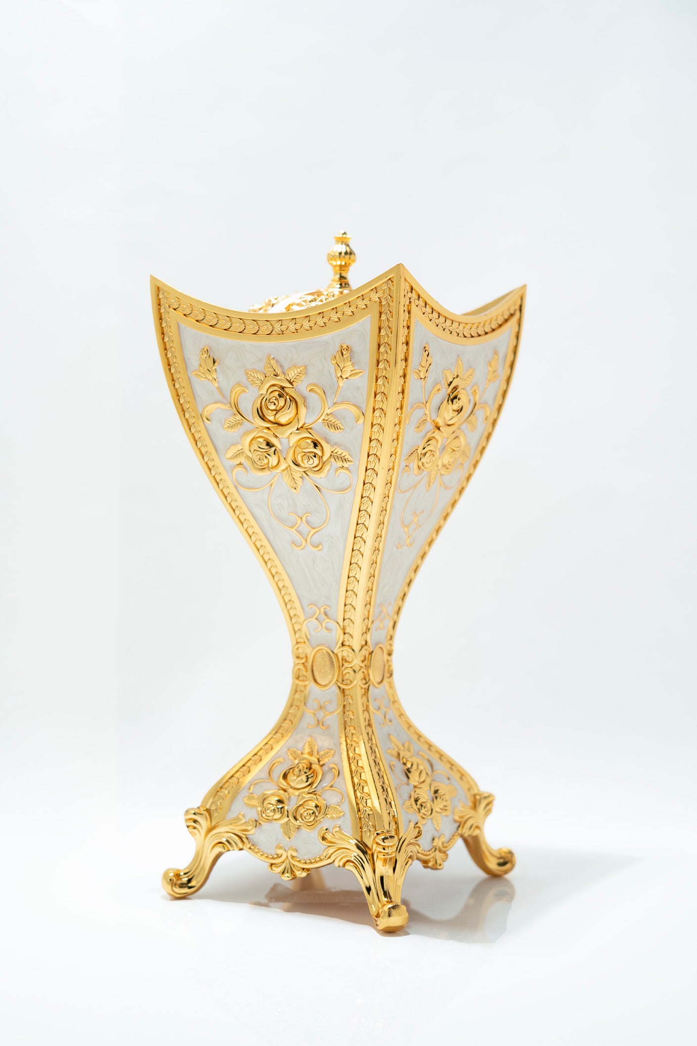 Luxury Gold and White Arabic Incense Burner Set